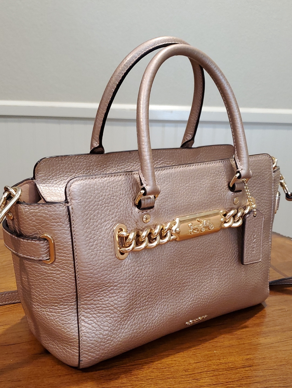 Like NEW Coach Blake Carryall 25 Bag Rose Gold - Picture 2 of 15